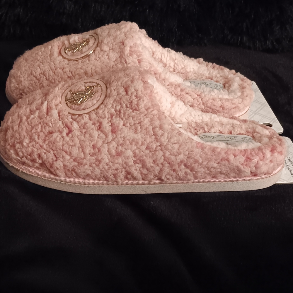 U.S. Polo Assn. Pink Plush Faux Fur Slippers Women's Size L 9-10 NWT - Picture 2 of 6
